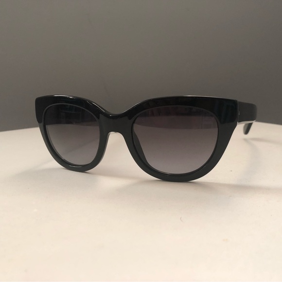 Hugo Boss women’s sunglasses - Picture 2 of 8
